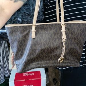Micheal Kors Tote